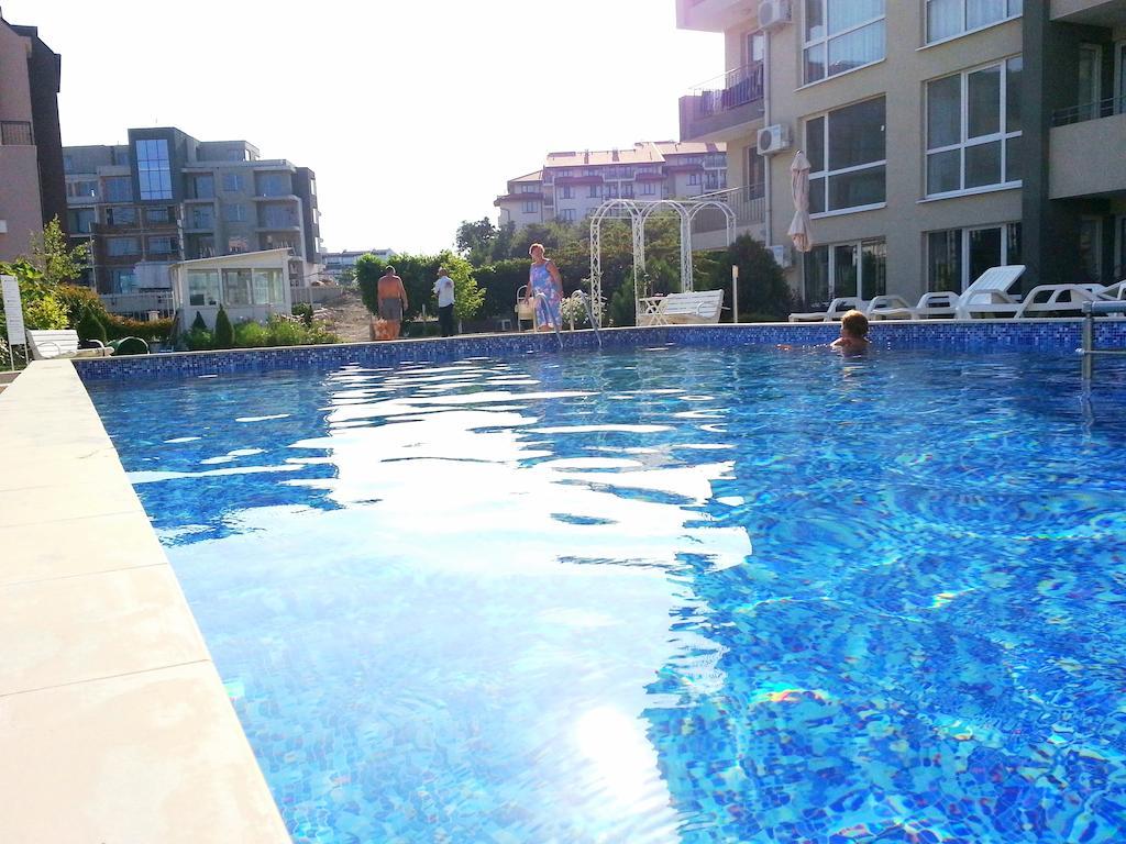 Menada Butterfly Apartment Święty Włas Zewnętrze zdjęcie