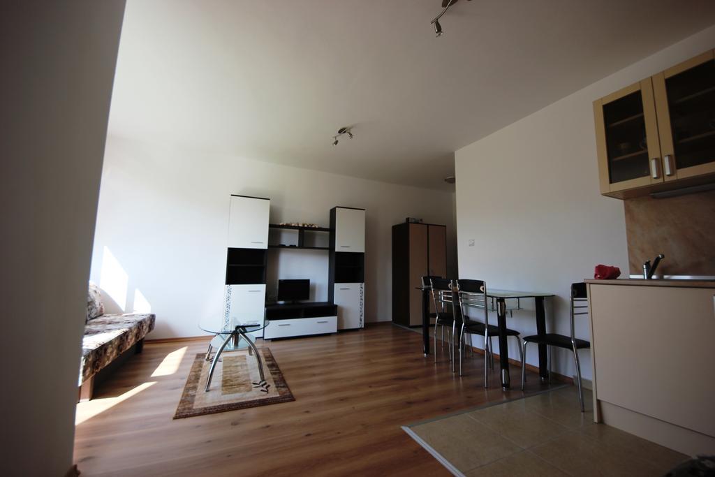 Menada Butterfly Apartment Święty Włas Pokój zdjęcie