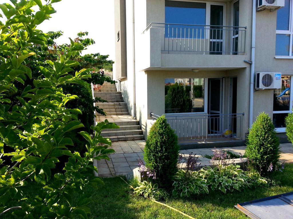 Menada Butterfly Apartment Święty Włas Zewnętrze zdjęcie